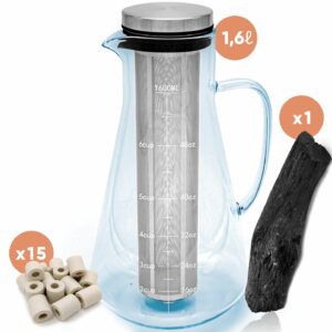 Carafe filtrante naturelle avec des perles de céramique EM et du charbon actif